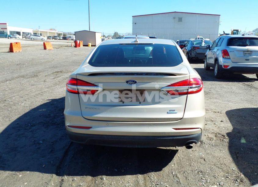 Photo 17 of 2019 Ford Fusion SE (VIN 3FA6P0HD8KR229211)
