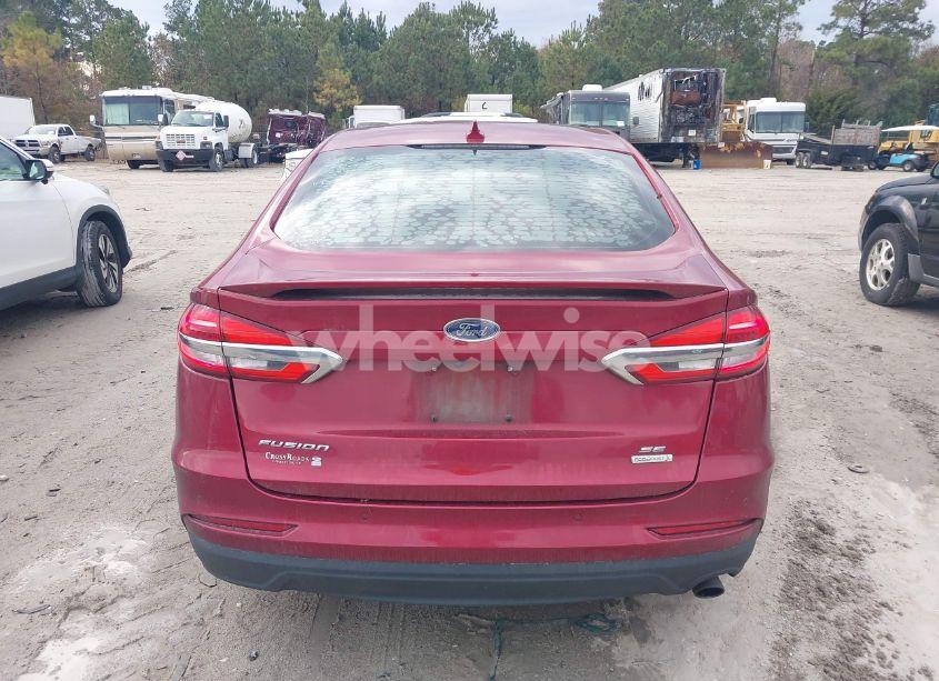 Photo 16 of 2019 Ford Fusion SE (VIN 3FA6P0HD8KR229239)