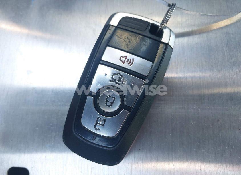 Photo 11 of 2019 Ford Fusion SE (VIN 3FA6P0HD8KR229354)