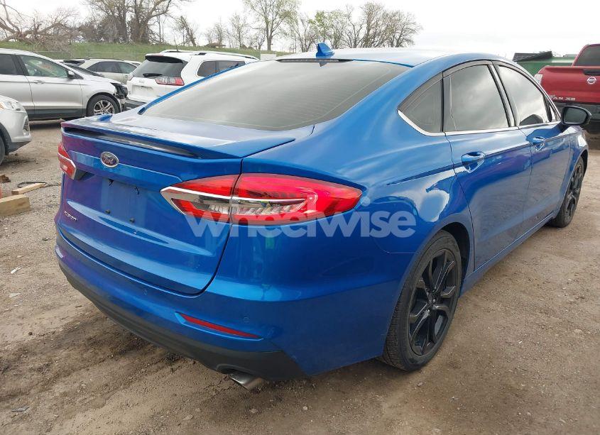 Photo 4 of 2019 Ford Fusion SE (VIN 3FA6P0HD8KR251595)