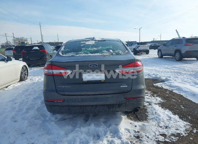 Photo 16 of 2020 Ford Fusion SE (VIN 3FA6P0HD8LR108308)