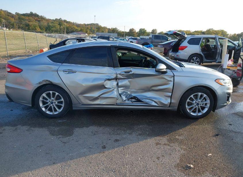 Photo 13 of 2020 Ford Fusion SE (VIN 3FA6P0HD8LR149912)