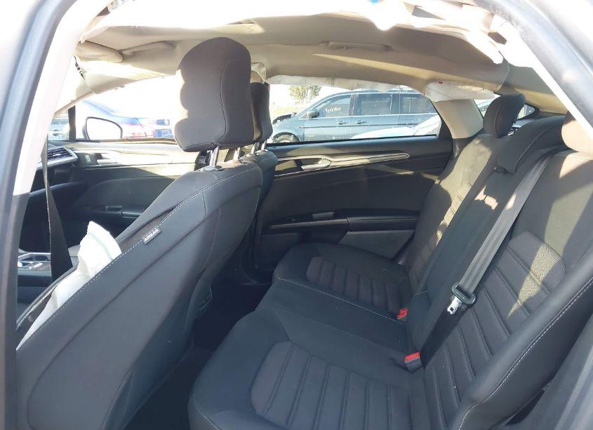 Photo 8 of 2020 Ford Fusion SE (VIN 3FA6P0HD8LR149912)