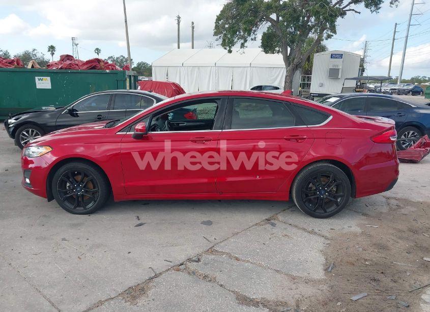 Photo 14 of 2020 Ford Fusion SE (VIN 3FA6P0HD8LR197538)