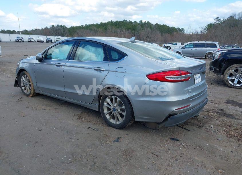 Photo 3 of 2020 Ford Fusion SE (VIN 3FA6P0HD8LR202009)