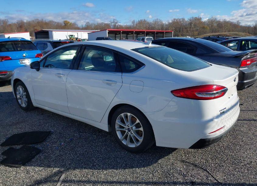 Photo 3 of 2020 Ford Fusion SE (VIN 3FA6P0HD8LR259133)