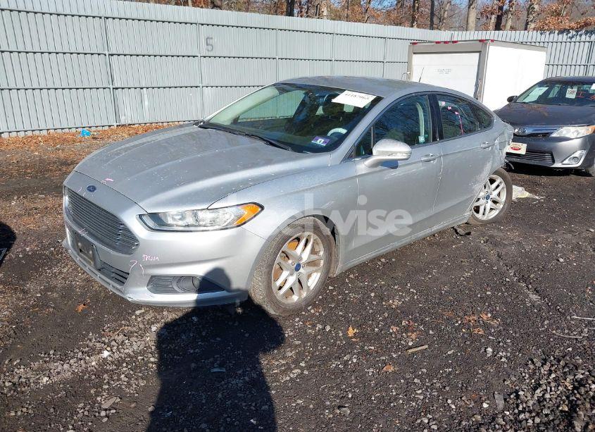 Photo 2 of 2014 Ford Fusion SE (VIN 3FA6P0HD9ER113861)