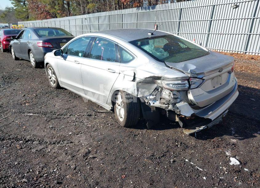 Photo 3 of 2014 Ford Fusion SE (VIN 3FA6P0HD9ER113861)