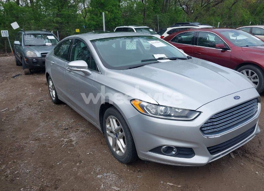 2014 Ford Fusion SE (VIN 3FA6P0HD9ER142812) main photo