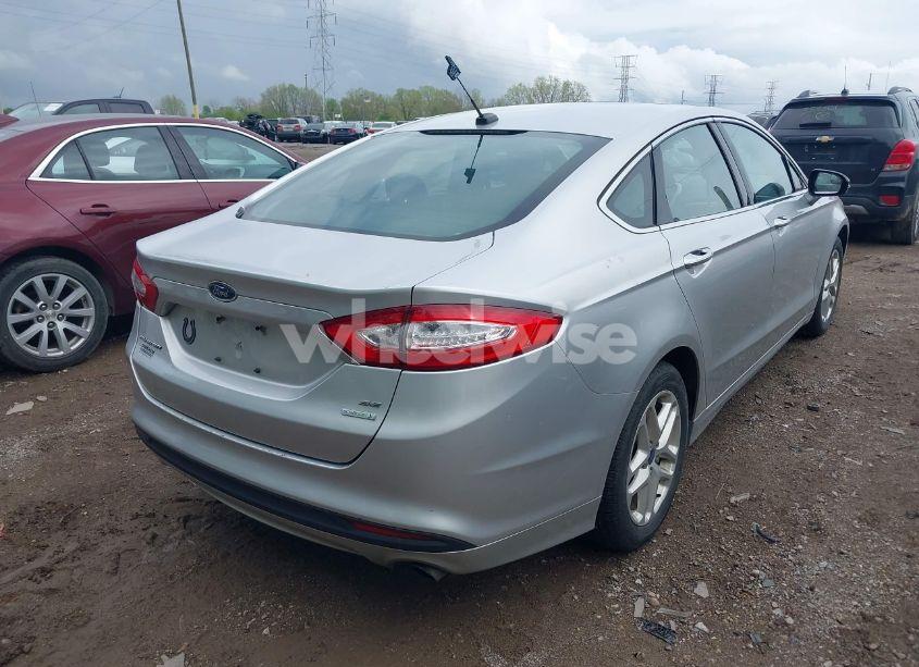 Photo 4 of 2014 Ford Fusion SE (VIN 3FA6P0HD9ER142812)