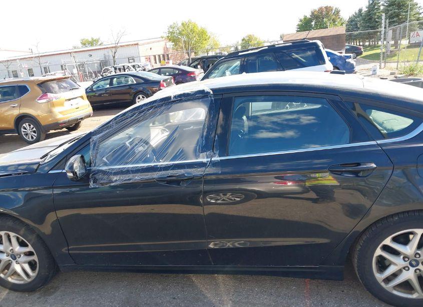 Photo 14 of 2014 Ford Fusion SE (VIN 3FA6P0HD9ER143538)