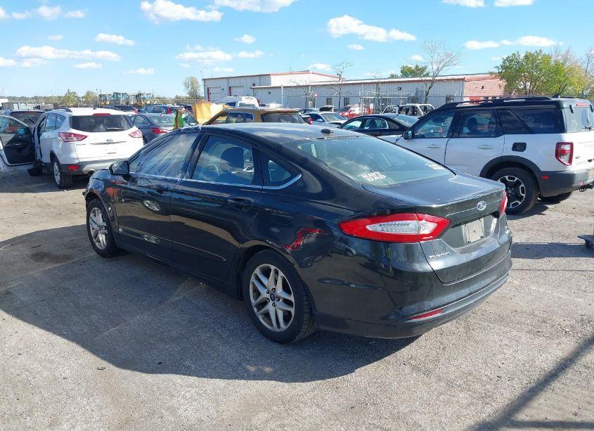 Photo 3 of 2014 Ford Fusion SE (VIN 3FA6P0HD9ER143538)