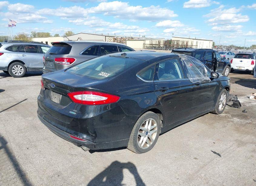 Photo 4 of 2014 Ford Fusion SE (VIN 3FA6P0HD9ER143538)
