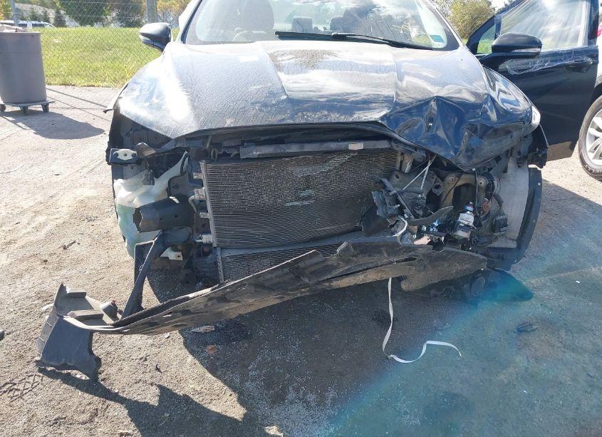 Photo 6 of 2014 Ford Fusion SE (VIN 3FA6P0HD9ER143538)