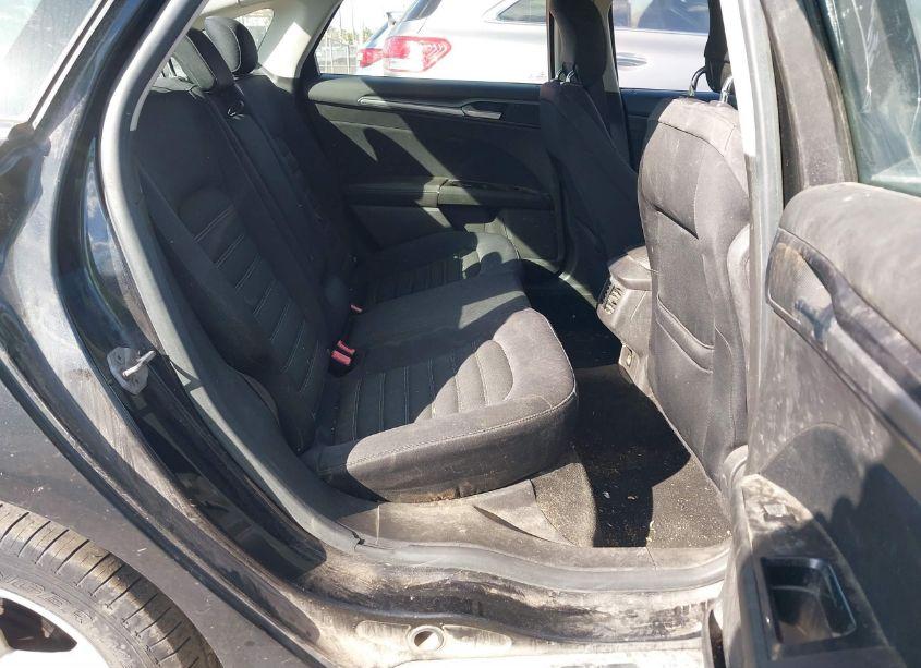 Photo 8 of 2014 Ford Fusion SE (VIN 3FA6P0HD9ER143538)