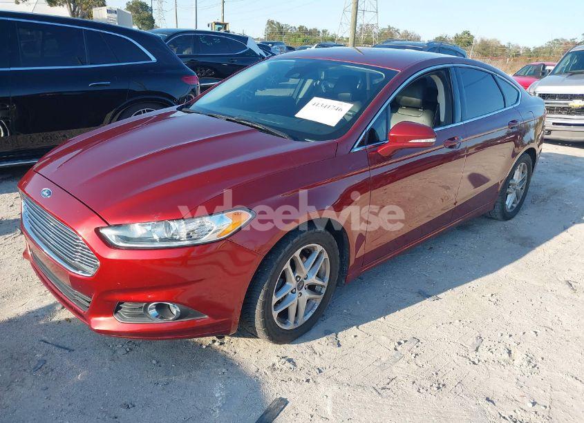Photo 2 of 2014 Ford Fusion SE (VIN 3FA6P0HD9ER162204)