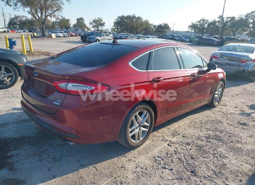 Photo 4 of 2014 Ford Fusion SE (VIN 3FA6P0HD9ER162204)