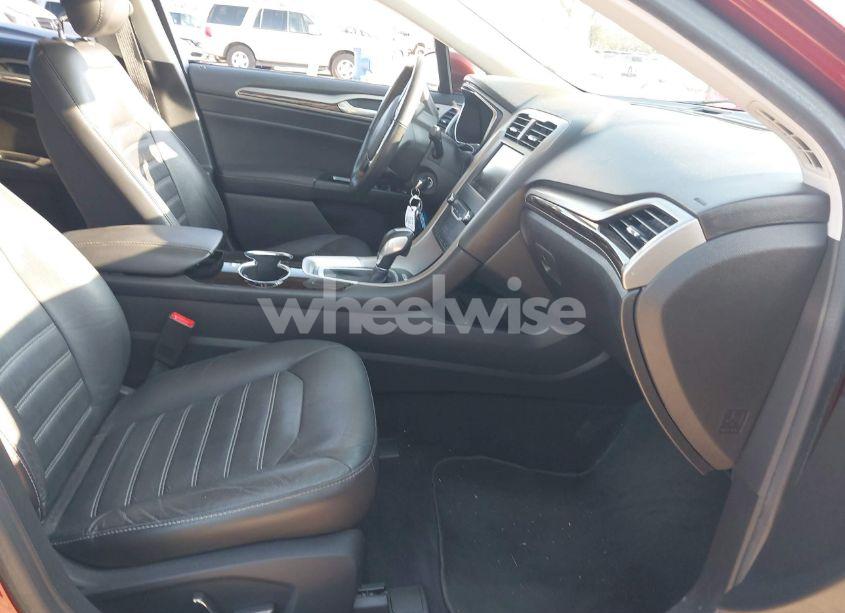 Photo 5 of 2014 Ford Fusion SE (VIN 3FA6P0HD9ER162204)