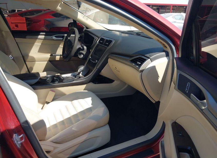 Photo 5 of 2014 Ford Fusion SE (VIN 3FA6P0HD9ER190522)