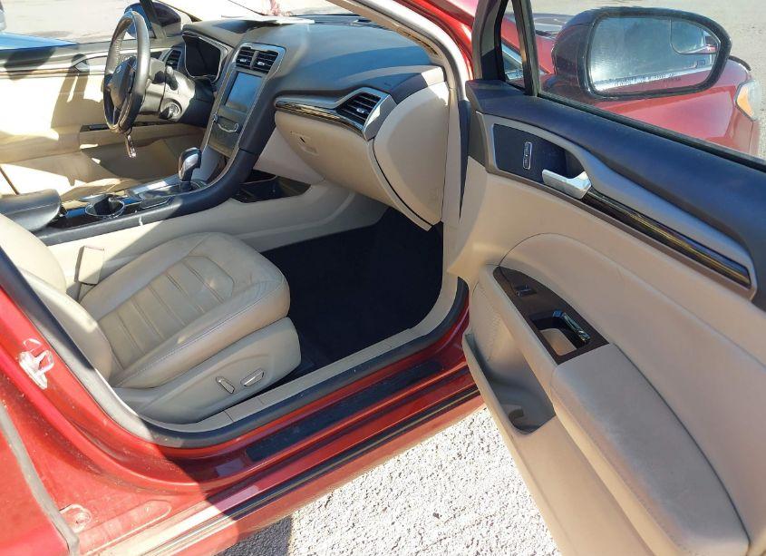 Photo 5 of 2014 Ford Fusion SE (VIN 3FA6P0HD9ER192965)