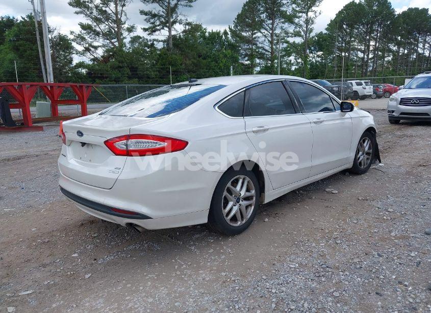 Photo 4 of 2014 Ford Fusion SE (VIN 3FA6P0HD9ER251626)