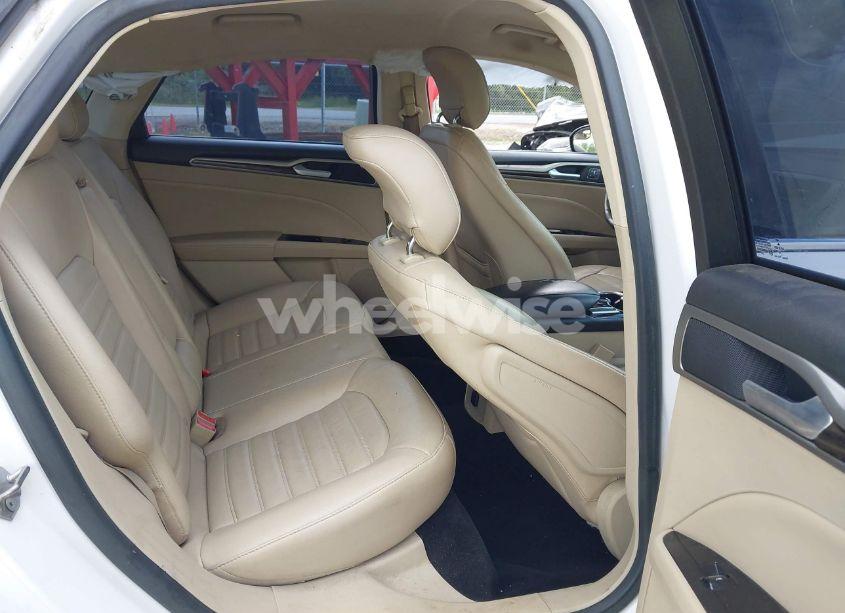 Photo 8 of 2014 Ford Fusion SE (VIN 3FA6P0HD9ER251626)