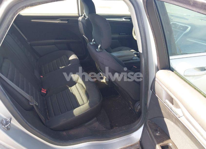 Photo 8 of 2014 Ford Fusion SE (VIN 3FA6P0HD9ER357591)