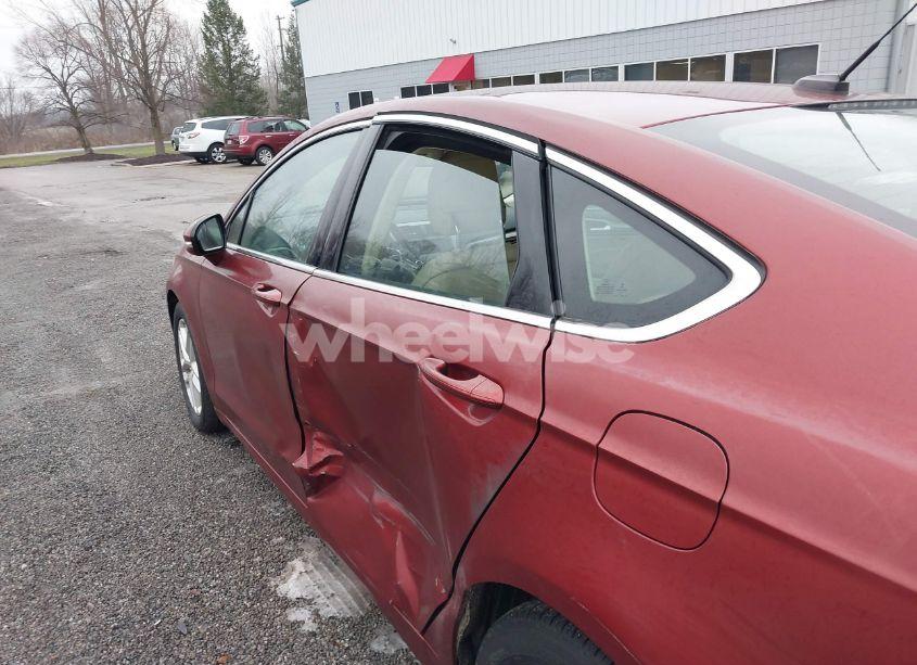 Photo 12 of 2014 Ford Fusion SE (VIN 3FA6P0HD9ER375704)