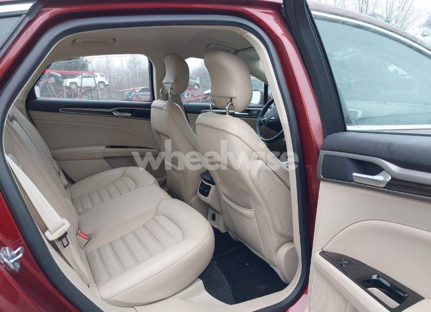 Photo 8 of 2014 Ford Fusion SE (VIN 3FA6P0HD9ER375704)