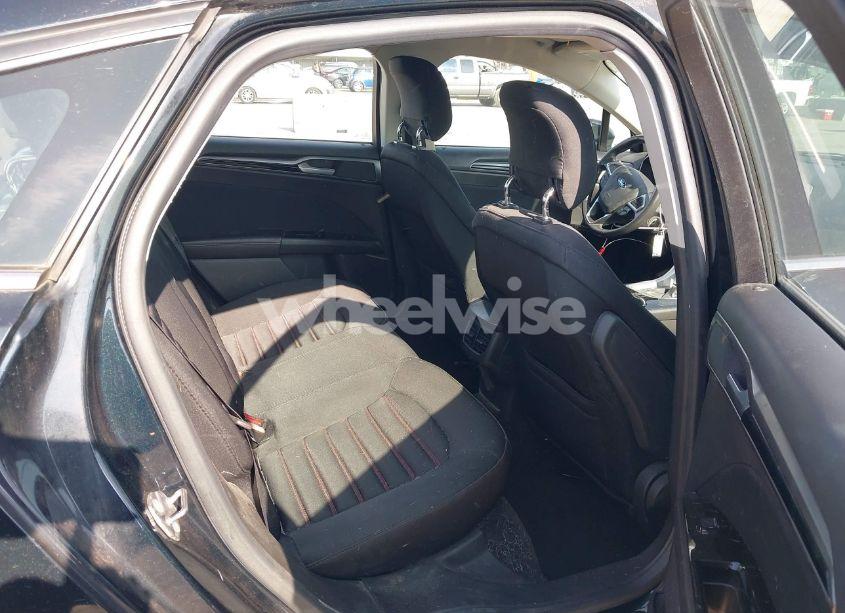 Photo 8 of 2014 Ford Fusion SE (VIN 3FA6P0HD9ER377064)