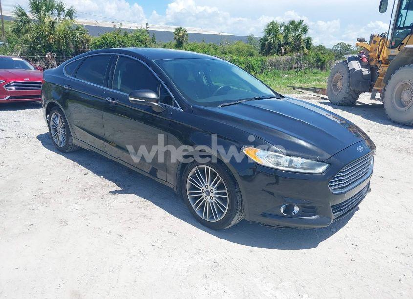 2015 Ford Fusion SE (VIN 3FA6P0HD9FR141757) main photo