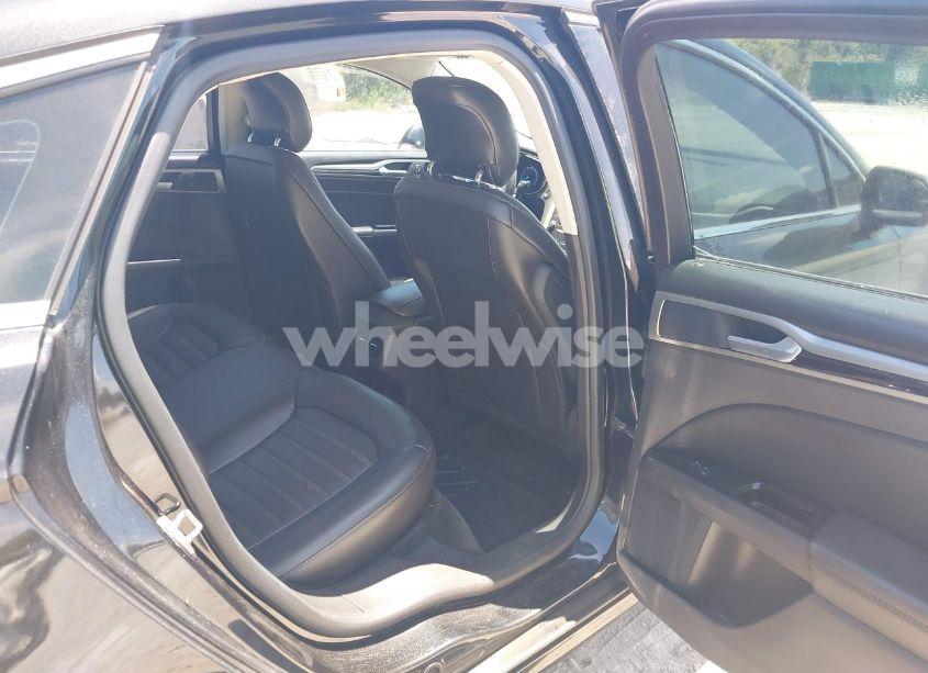 Photo 8 of 2015 Ford Fusion SE (VIN 3FA6P0HD9FR141757)