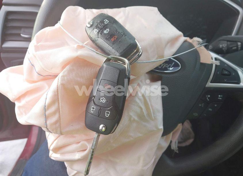 Photo 11 of 2015 Ford Fusion SE (VIN 3FA6P0HD9FR150927)