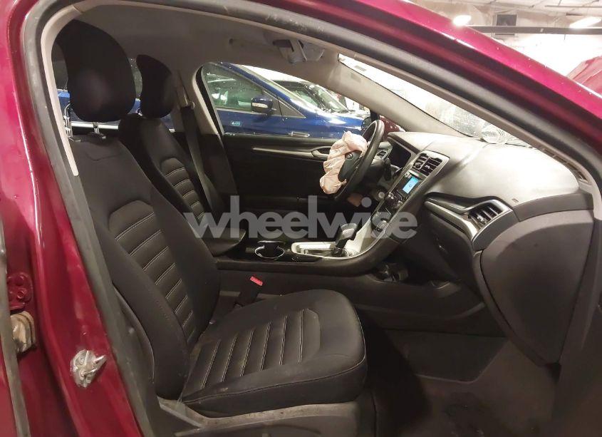 Photo 5 of 2015 Ford Fusion SE (VIN 3FA6P0HD9FR150927)