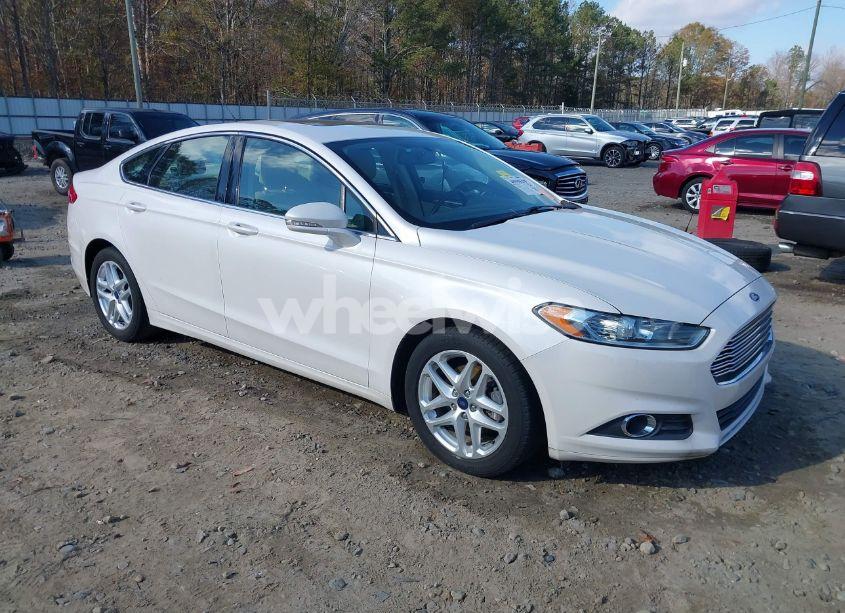 2015 Ford Fusion SE (VIN 3FA6P0HD9FR177190) main photo
