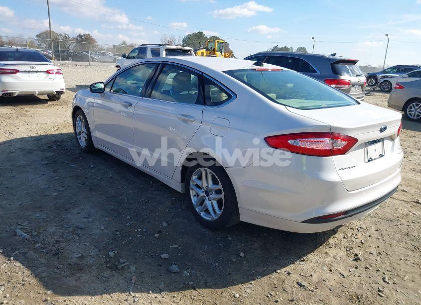 Photo 3 of 2015 Ford Fusion SE (VIN 3FA6P0HD9FR177190)