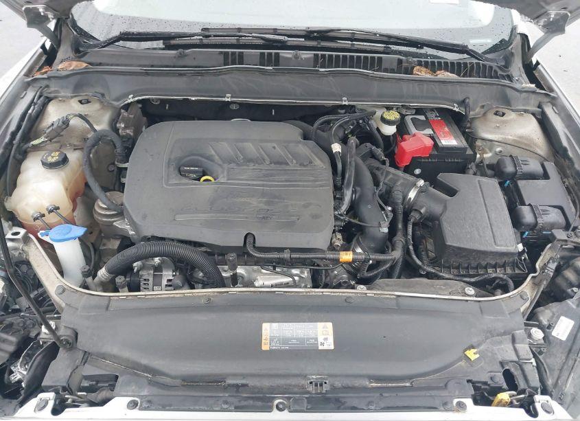 Photo 10 of 2015 Ford Fusion SE (VIN 3FA6P0HD9FR178758)