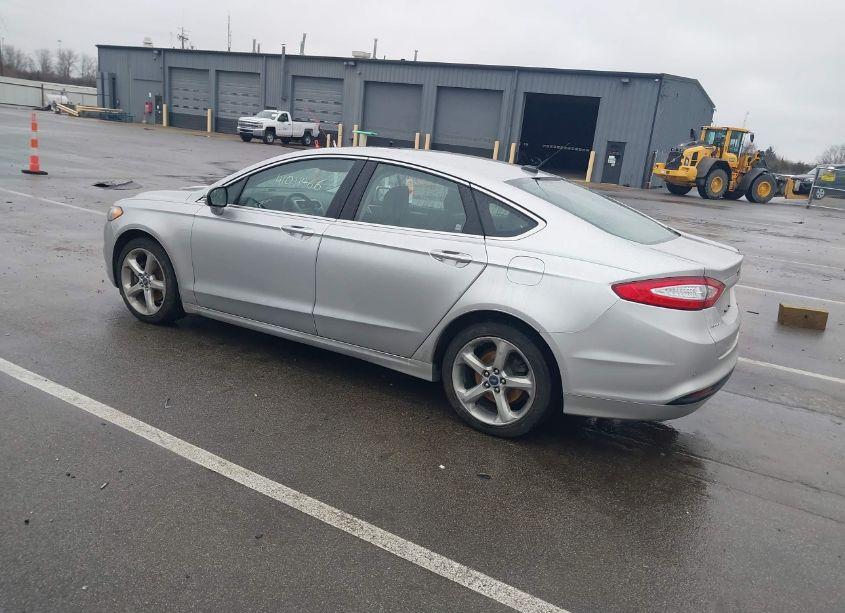 Photo 3 of 2015 Ford Fusion SE (VIN 3FA6P0HD9FR178758)
