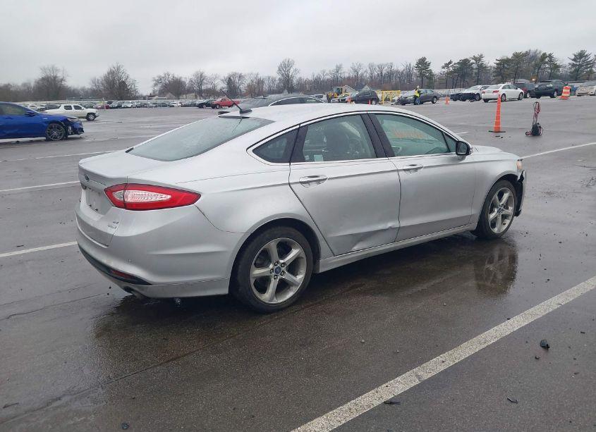 Photo 4 of 2015 Ford Fusion SE (VIN 3FA6P0HD9FR178758)