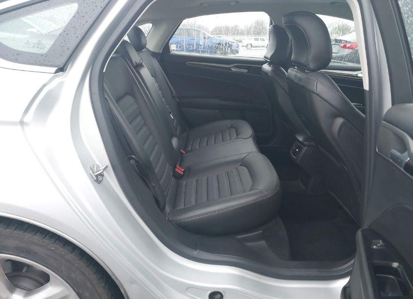 Photo 8 of 2015 Ford Fusion SE (VIN 3FA6P0HD9FR178758)