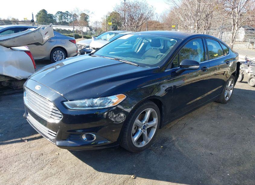 Photo 2 of 2015 Ford Fusion SE (VIN 3FA6P0HD9FR211127)