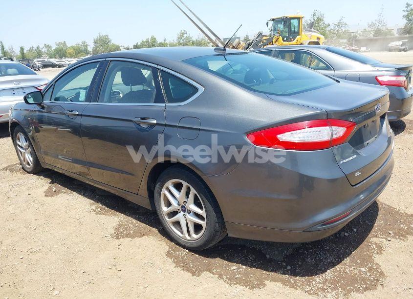 Photo 3 of 2015 Ford Fusion SE (VIN 3FA6P0HD9FR238201)