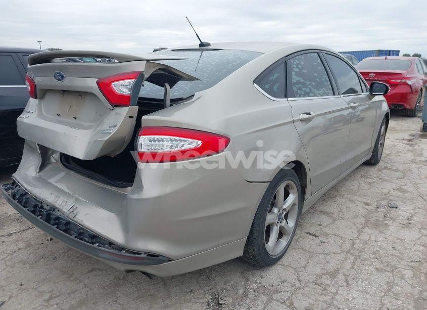 Photo 4 of 2016 Ford Fusion SE (VIN 3FA6P0HD9GR119761)