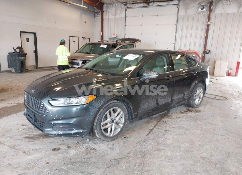 Photo 2 of 2016 Ford Fusion SE (VIN 3FA6P0HD9GR126113)