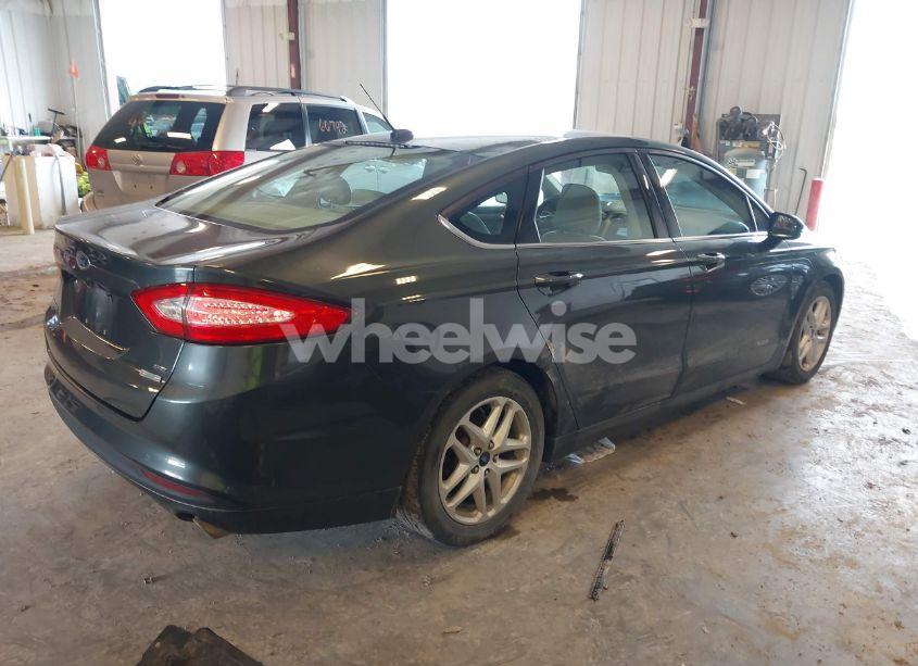 Photo 4 of 2016 Ford Fusion SE (VIN 3FA6P0HD9GR126113)