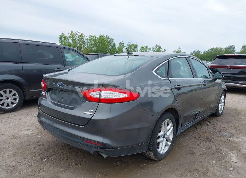 Photo 4 of 2016 Ford Fusion SE (VIN 3FA6P0HD9GR164473)