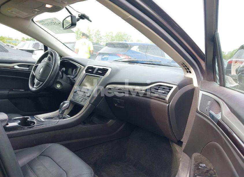 Photo 5 of 2016 Ford Fusion SE (VIN 3FA6P0HD9GR164473)