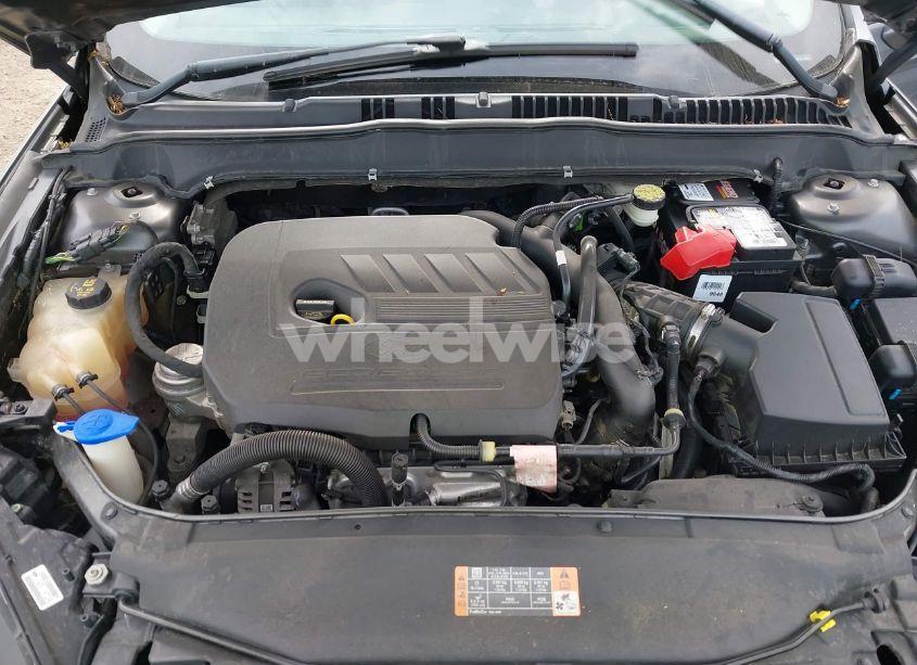 Photo 9 of 2016 Ford Fusion SE (VIN 3FA6P0HD9GR164473)