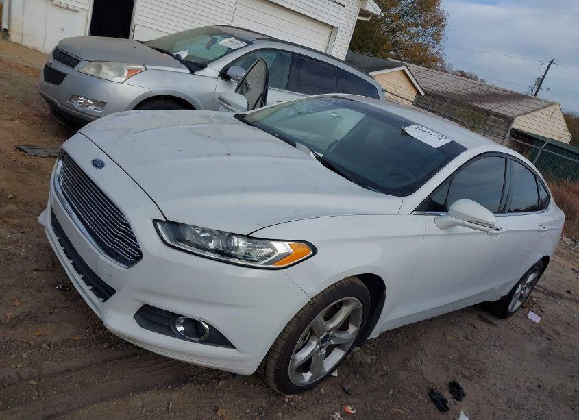 Photo 2 of 2016 Ford Fusion SE (VIN 3FA6P0HD9GR205460)