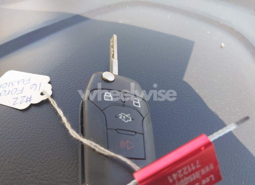 Photo 11 of 2016 Ford Fusion SE (VIN 3FA6P0HD9GR266338)